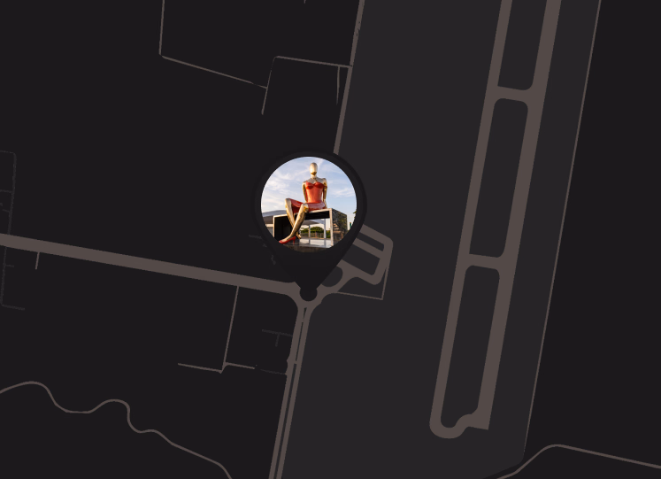 Mapa ilustrado con la escultura Ella señalada en la glorieta del aeropuerto de Palmira